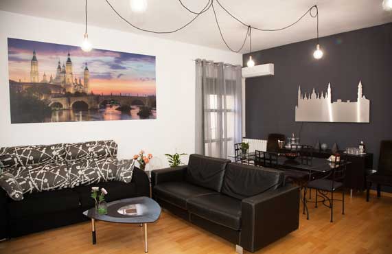 lounge holiday apartment in Zaragoza